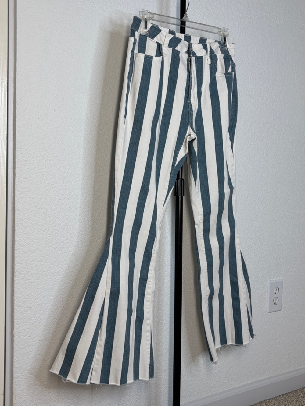 Kids Blue and White Vertical Stripe Flared Jeans Large - Picture 3 of 8